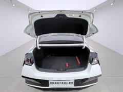 Hyundai Elantra 2023 1.5L CVT Luxury - ფოტო 15