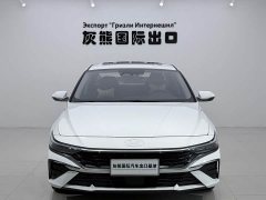 Hyundai Elantra 2023 1.5L CVT Luxury - ფოტო 2