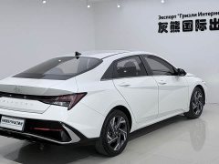 Hyundai Elantra 2023 1.5L CVT Luxury - ფოტო 4