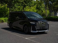 Toyota Vellfire Crown Hybrid 2.5L Executive Premier Edition - ფოტო 3