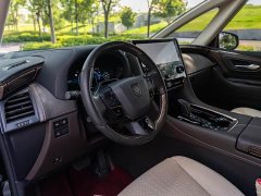 Toyota Vellfire Crown Hybrid 2.5L Executive Premier Edition - ფოტო 4