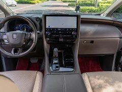 Toyota Vellfire Crown Hybrid 2.5L Executive Premier Edition - ფოტო 5