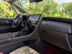 Toyota Vellfire Crown Hybrid 2.5L Executive Premier Edition - ფოტო 6