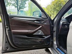 BMW 5 Series (Imported) 540i Elegance M Sport Package - ფოტო 9