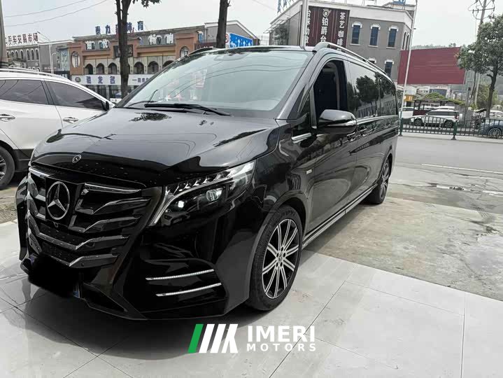 Mercedes-Benz V-Class V 260 L Long Wheelbase Luxury Edition
