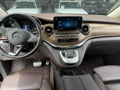 Mercedes-Benz V-Class 2022 V 260 L Long Wheelbase Luxury Edition - ფოტო 4