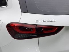 Mercedes-Benz GLA 200 - ფოტო 12