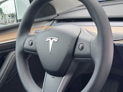 Tesla Model Y Long Range All-Wheel Drive - ფოტო 13