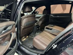 BMW 5 Series 530Li Luxury M Sport Package - ფოტო 5
