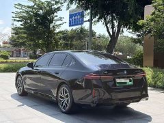 BMW i5 eDrive 35L M Sport Package - ფოტო 10