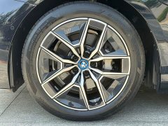BMW i5 eDrive 35L M Sport Package - ფოტო 14