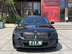 BMW i5 eDrive 35L M Sport Package - ფოტო 3