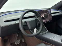 Tesla Model Y L Long Range All-Wheel Drive - ფოტო 10