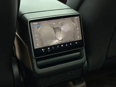 Tesla Model Y L Long Range All-Wheel Drive - ფოტო 17