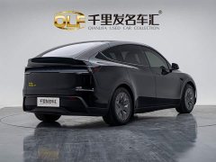 Tesla Model Y L Long Range All-Wheel Drive - ფოტო 3