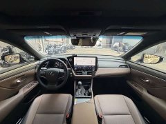 Lexus ES 2025 200 Premium Edition - ფოტო 16