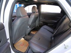 Hyundai Elantra 2022 240TGDi DCT LUX Luxury Edition - ფოტო 9