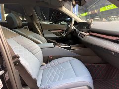 BMW 5 Series 530Li Luxury M Sport Package - ფოტო 12