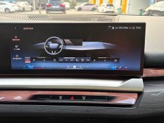 BMW 5 Series 530Li Luxury M Sport Package - ფოტო 15