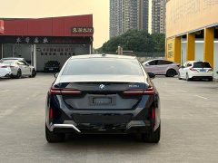 BMW 5 Series 530Li Luxury M Sport Package - ფოტო 19