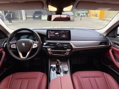 BMW 5 Series 530Li Premier Luxury Package - ფოტო 5