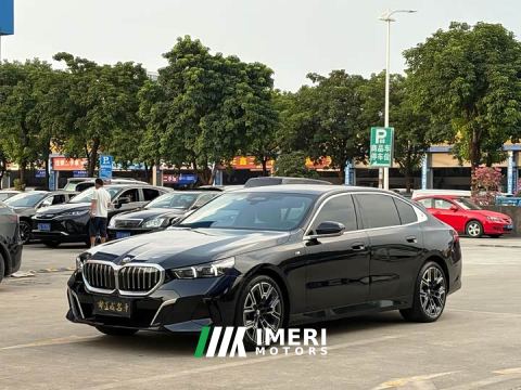 2024 BMW 5 Series 530Li Luxury M Sport Package