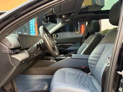 BMW 5 Series 530Li Luxury M Sport Package - ფოტო 11