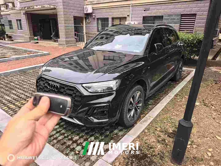 Audi Q5L 40 TFSI Luxury Dynamic - ავტომობილი ჩინეთიდან