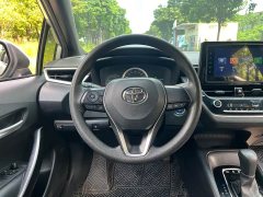 Toyota Corolla Hybrid 1.8H E-CVT Base - ფოტო 4