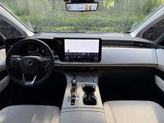 Lexus LM 500h Four-Seater Imperial Edition - ფოტო 12