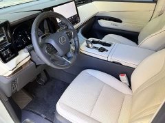 Lexus LM 500h Four-Seater Imperial Edition - ფოტო 9