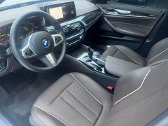 BMW 5 Series 525Li M Sport Package - ფოტო 8