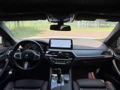 BMW 5 Series Facelift 530Li Luxury M Sport Package - ფოტო 12