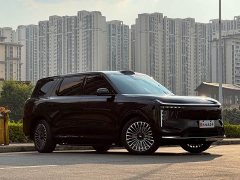 IM Motors Zhiji LS8 52 Max Luxury Six-Seater - фото 3