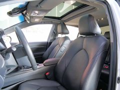 Toyota Camry 2.0G Luxury - ფოტო 10