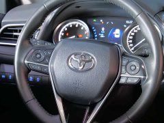 Toyota Camry 2.0G Luxury - ფოტო 14