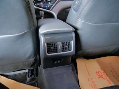 Toyota Camry 2.0G Luxury - ფოტო 17