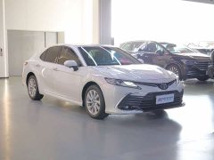 Toyota Camry 2.0G Luxury - ფოტო 3