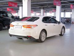 Toyota Camry 2.0G Luxury - ფოტო 5