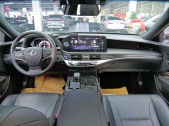 Lexus LS 2021 500h Premium - ფოტო 10