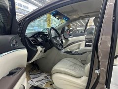 Buick GL8 2023 Land Executive Cabin 652T Luxury - ფოტო 10