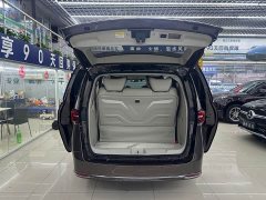 Buick GL8 2023 Land Executive Cabin 652T Luxury - ფოტო 15