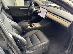 Tesla Model Y Standard Range RWD - ფოტო 10