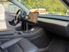 Tesla Model Y Long Range All-Wheel Drive - ფოტო 9