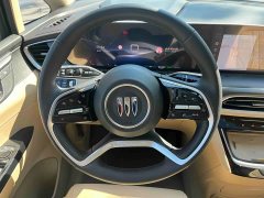 Buick GL8 New Energy Lusang Respect Edition - ფოტო 5