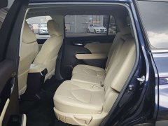 Toyota Highlander 380T AWD Premium 7-Seater - ფოტო 11