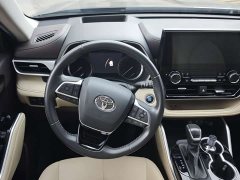 Toyota Highlander 380T AWD Premium 7-Seater - ფოტო 14