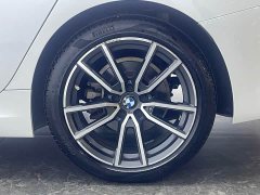 BMW 3 Series Facelift 325Li M Sport Package - ფოტო 8