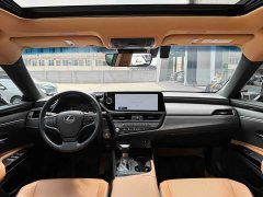 Lexus ES 2022 300h Excellence Edition - ფოტო 5