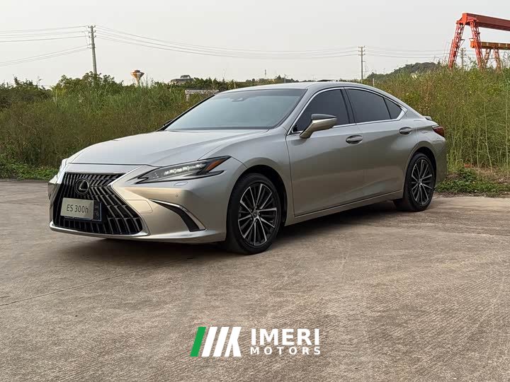 Lexus ES 2022 300h Premium Edition - ავტომობილი ჩინეთიდან